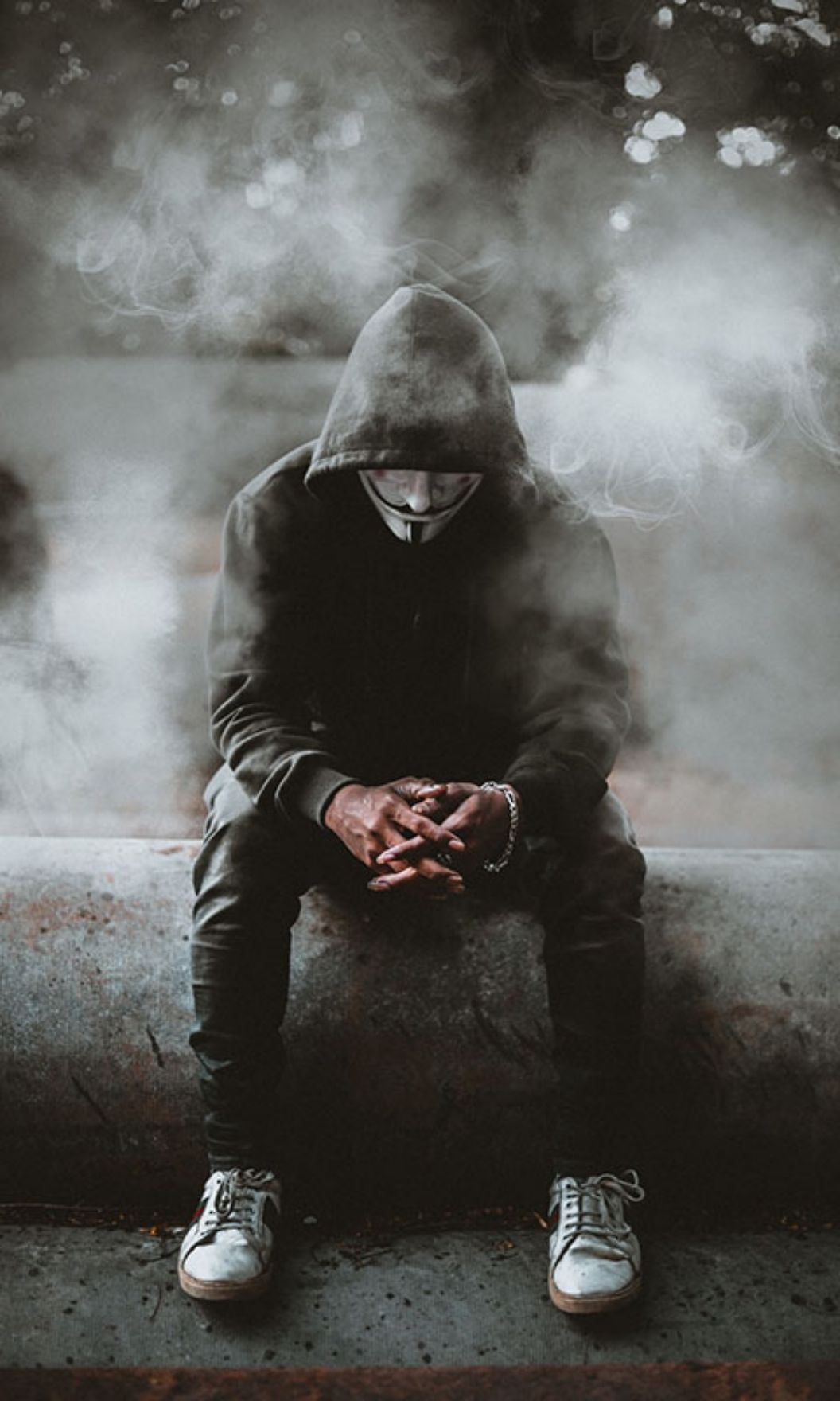 Anonymous Figure in Smoke - anonymous wallpaper for OpersCraft