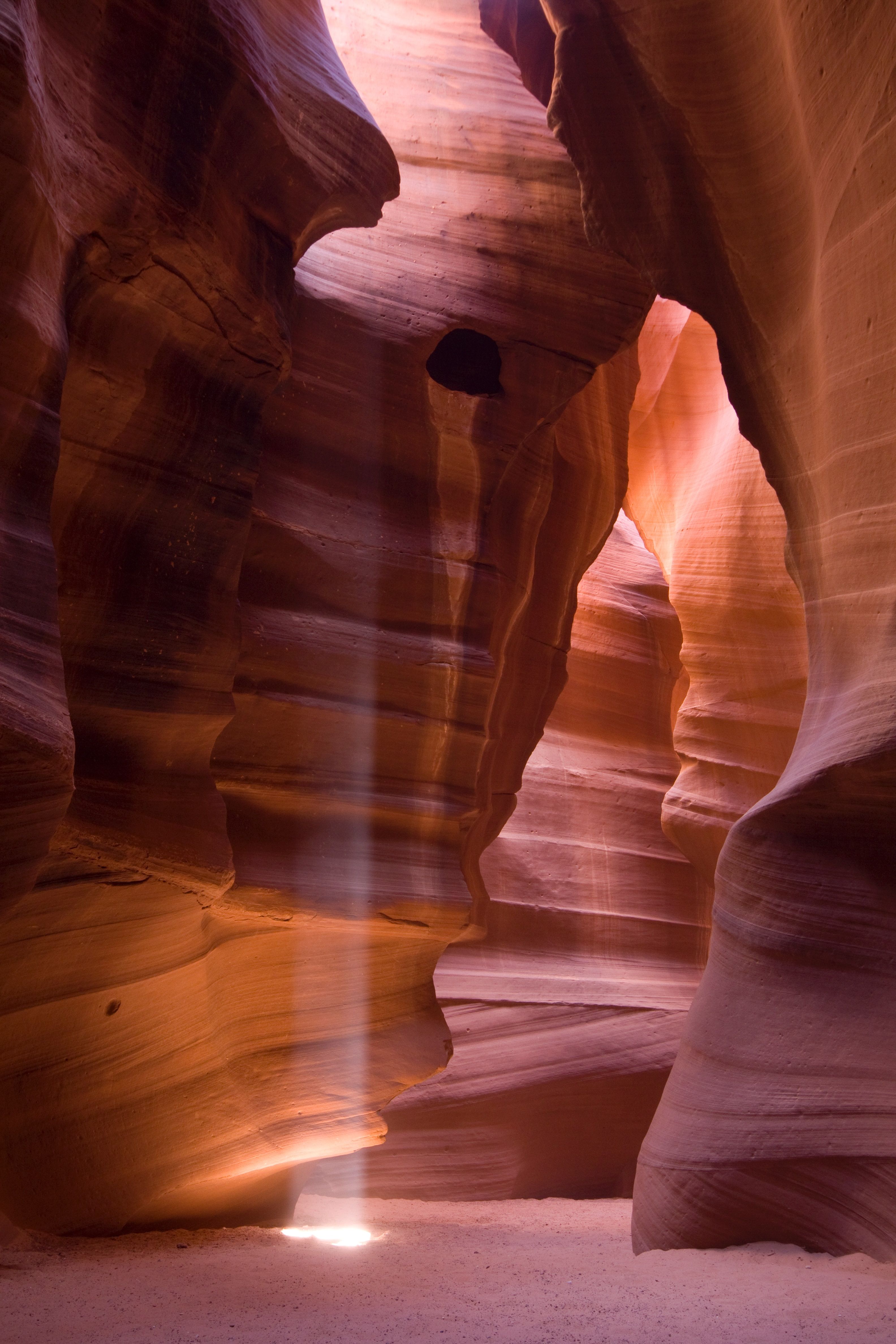 Antelope Canyon Light Beam - random wallpaper for OpersCraft
