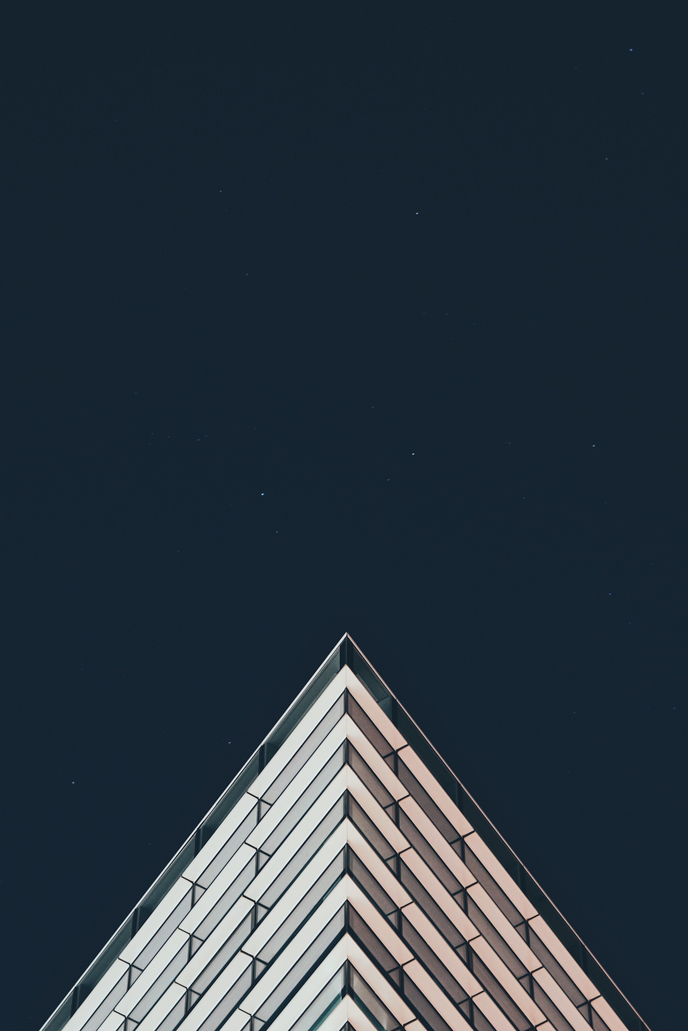Architectural Apex Under Stars - architecture wallpaper for OpersCraft