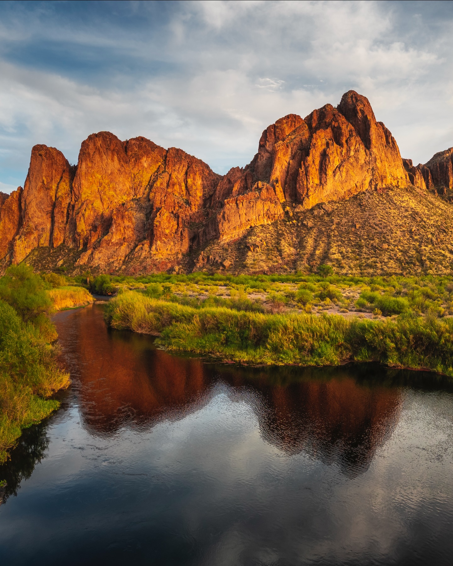 Arizona Mountain River Reflection - landscape wallpaper for OpersCraft