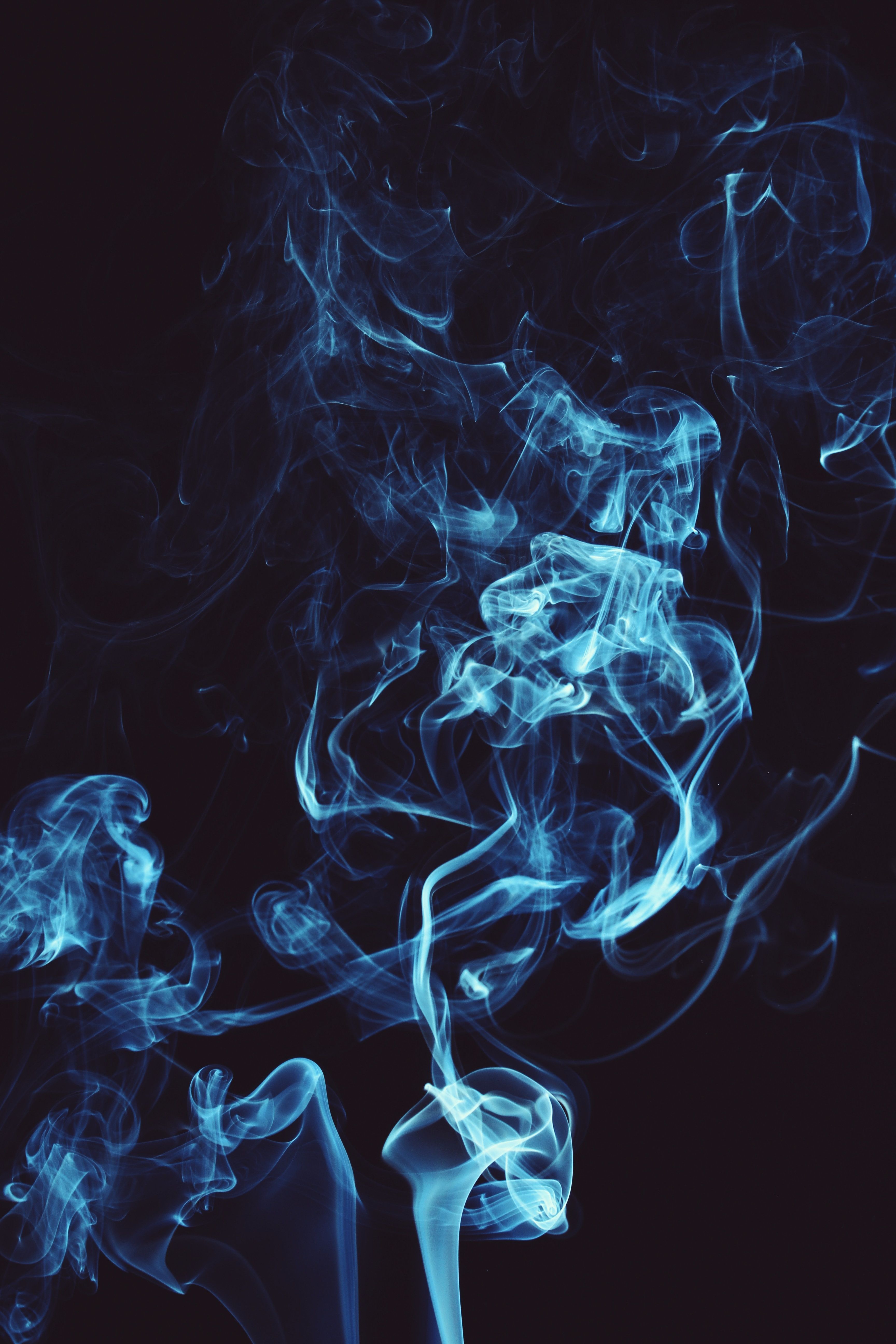 Azure Smoke Trails - abstract wallpaper for OpersCraft