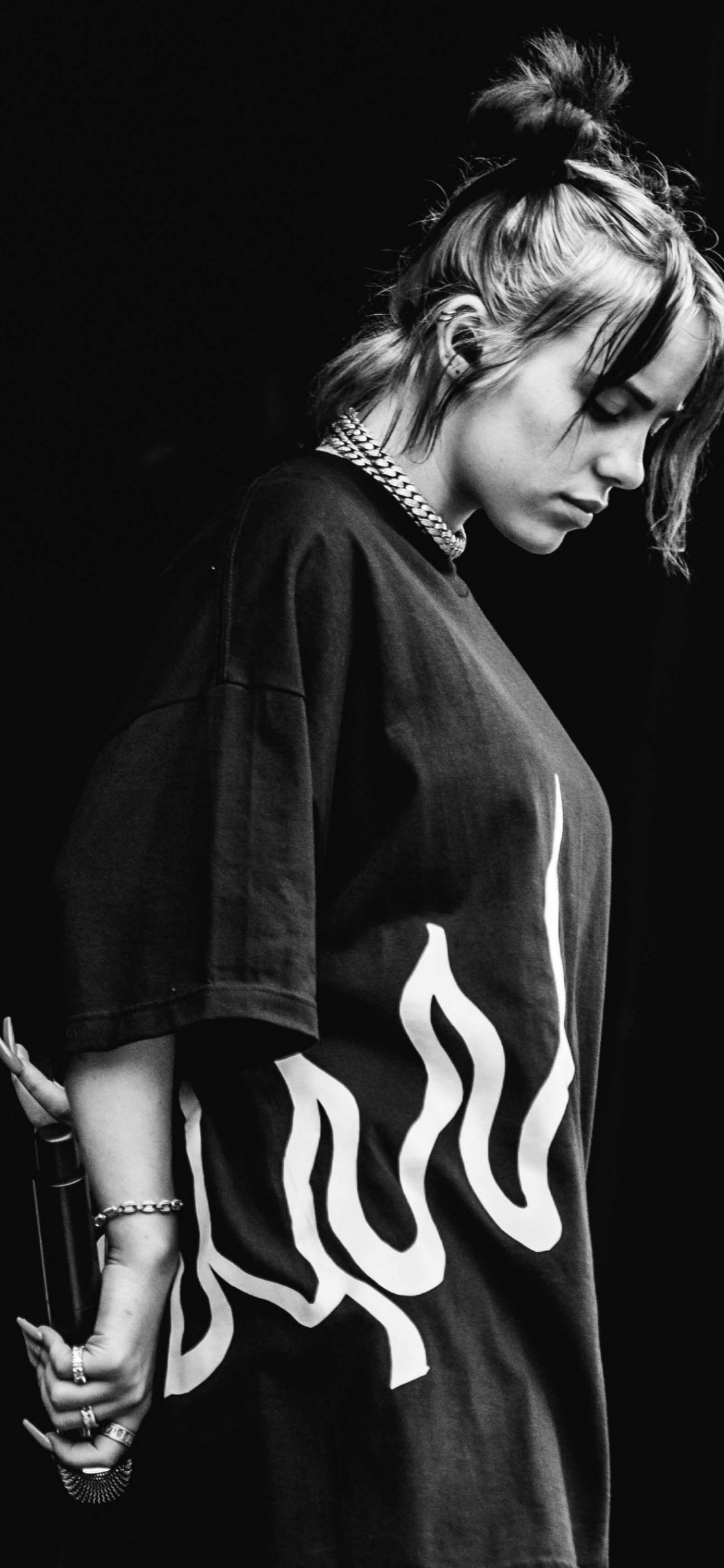 Billie Eilish Monochrome Portrait - random wallpaper for OpersCraft