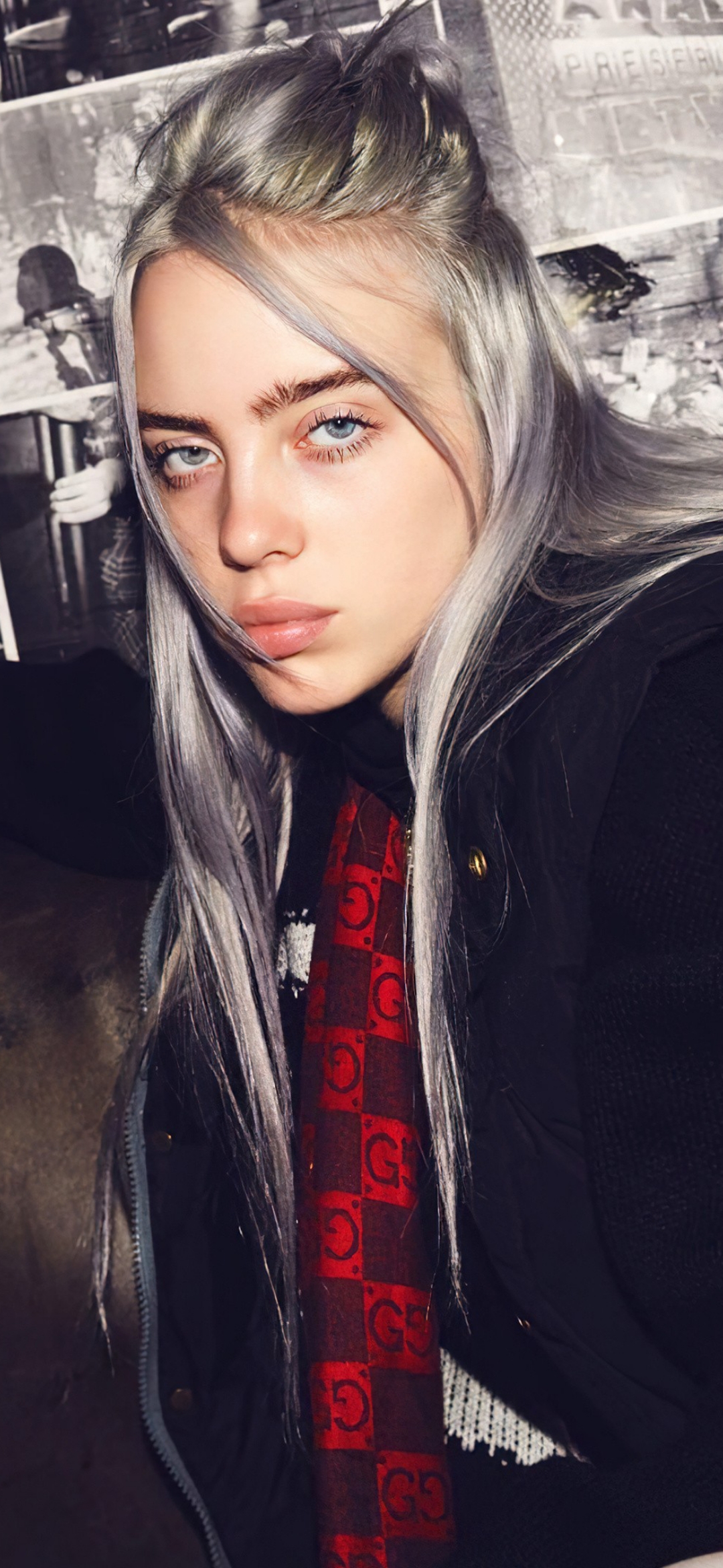 Billie Eilish Portrait - random wallpaper for OpersCraft