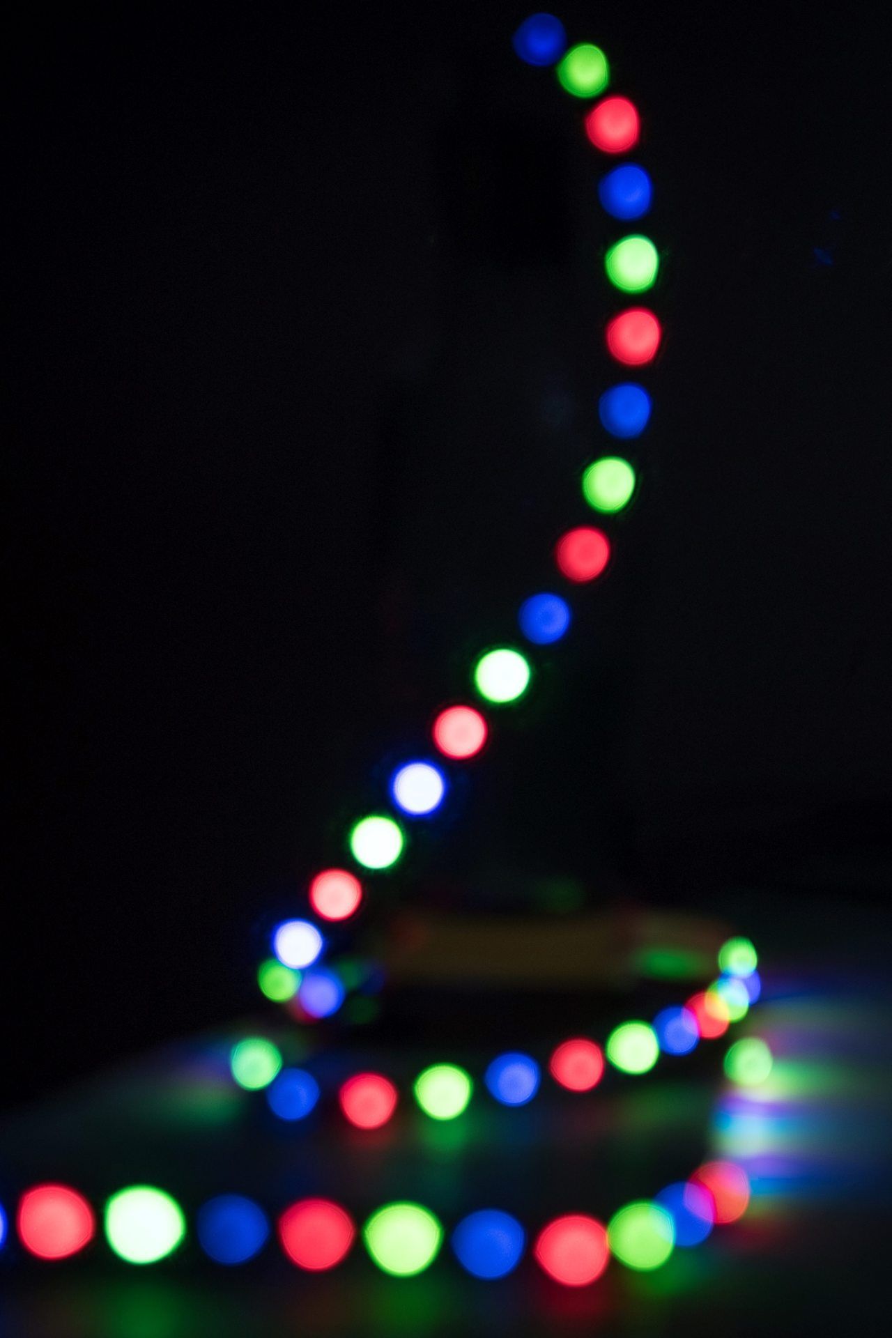 Blurred Colorful Light String - abstract wallpaper for OpersCraft