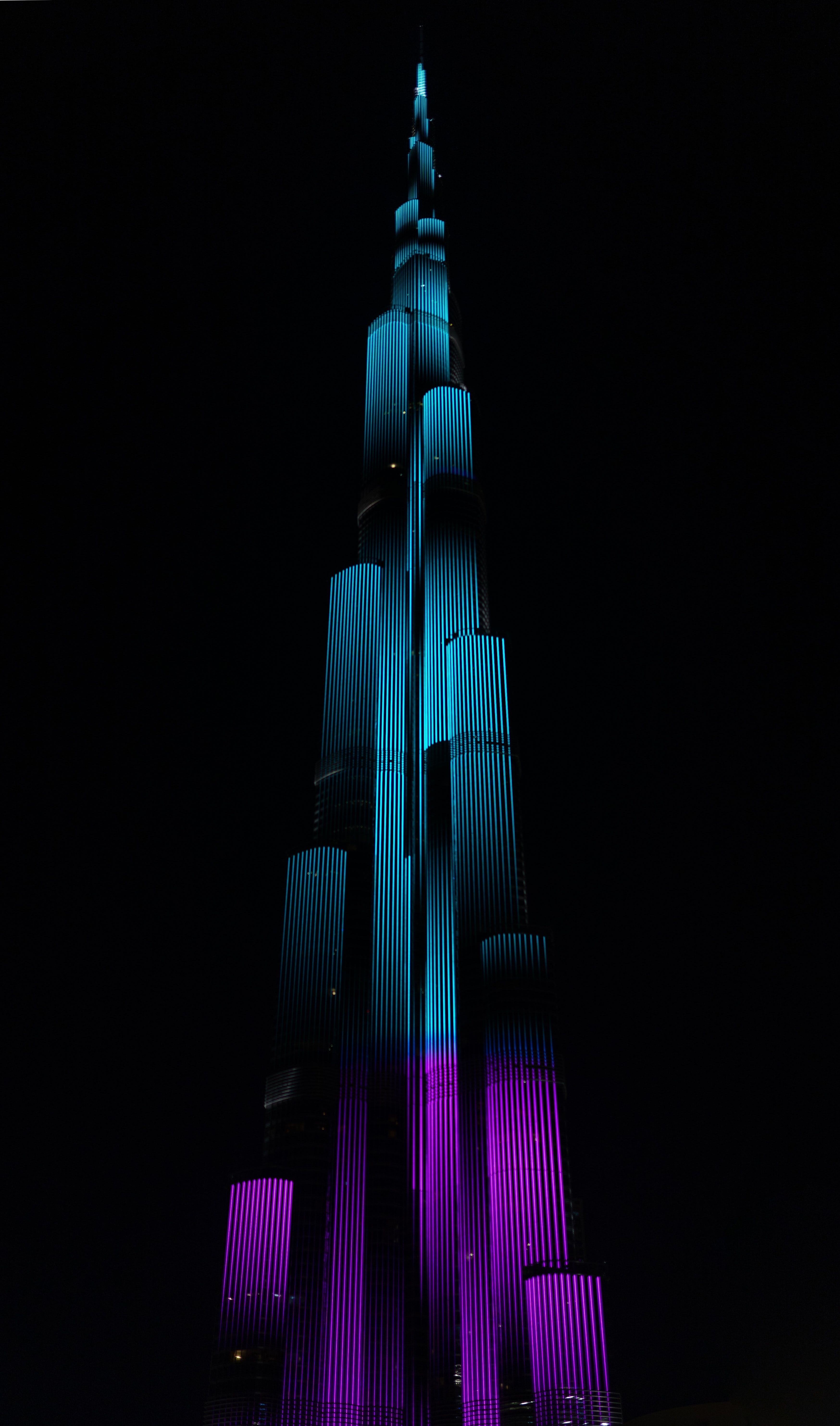 Burj Khalifa Lights - architecture wallpaper for OpersCraft