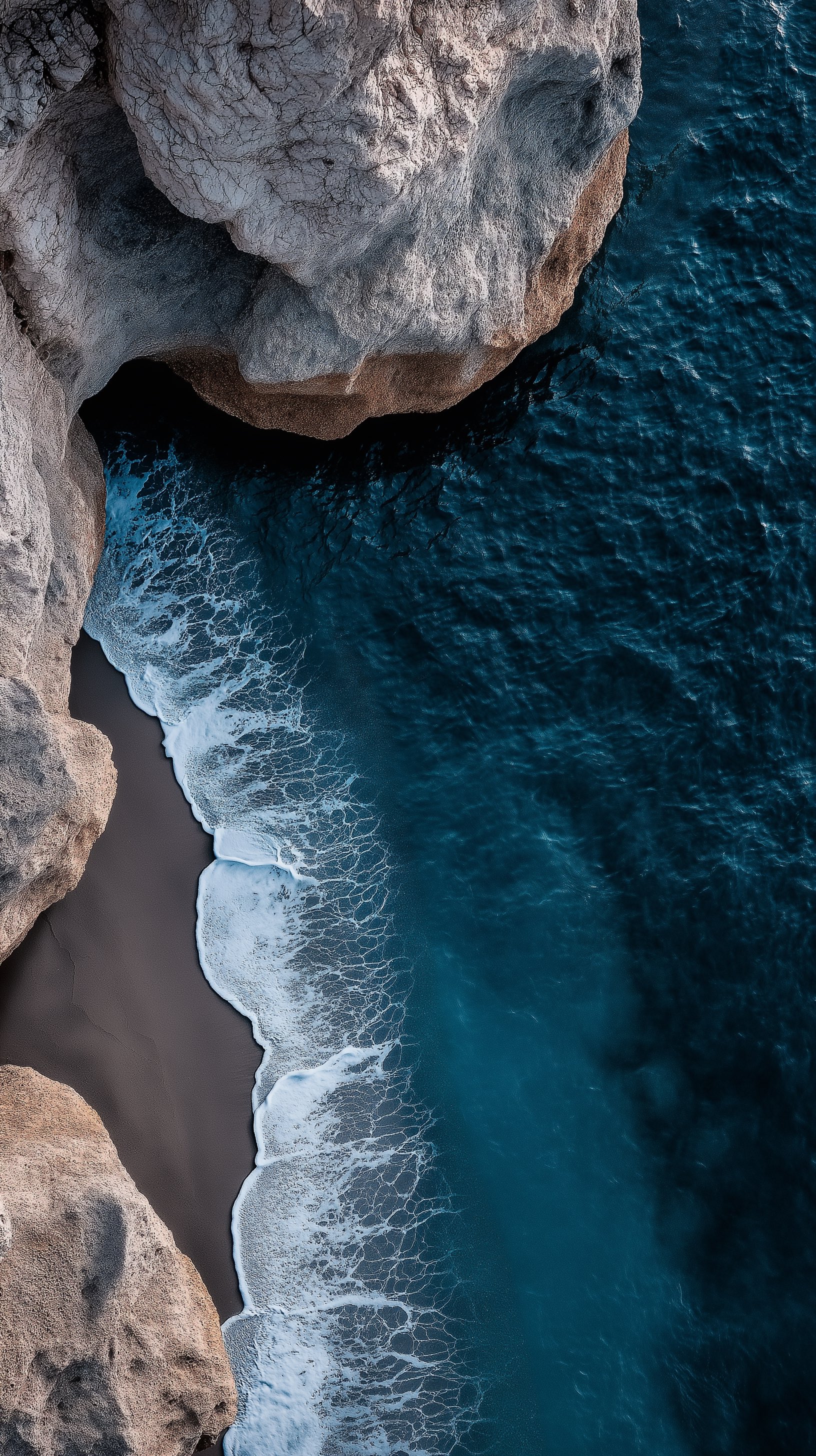 Coastal Cliffside Waves - beach wallpaper for OpersCraft