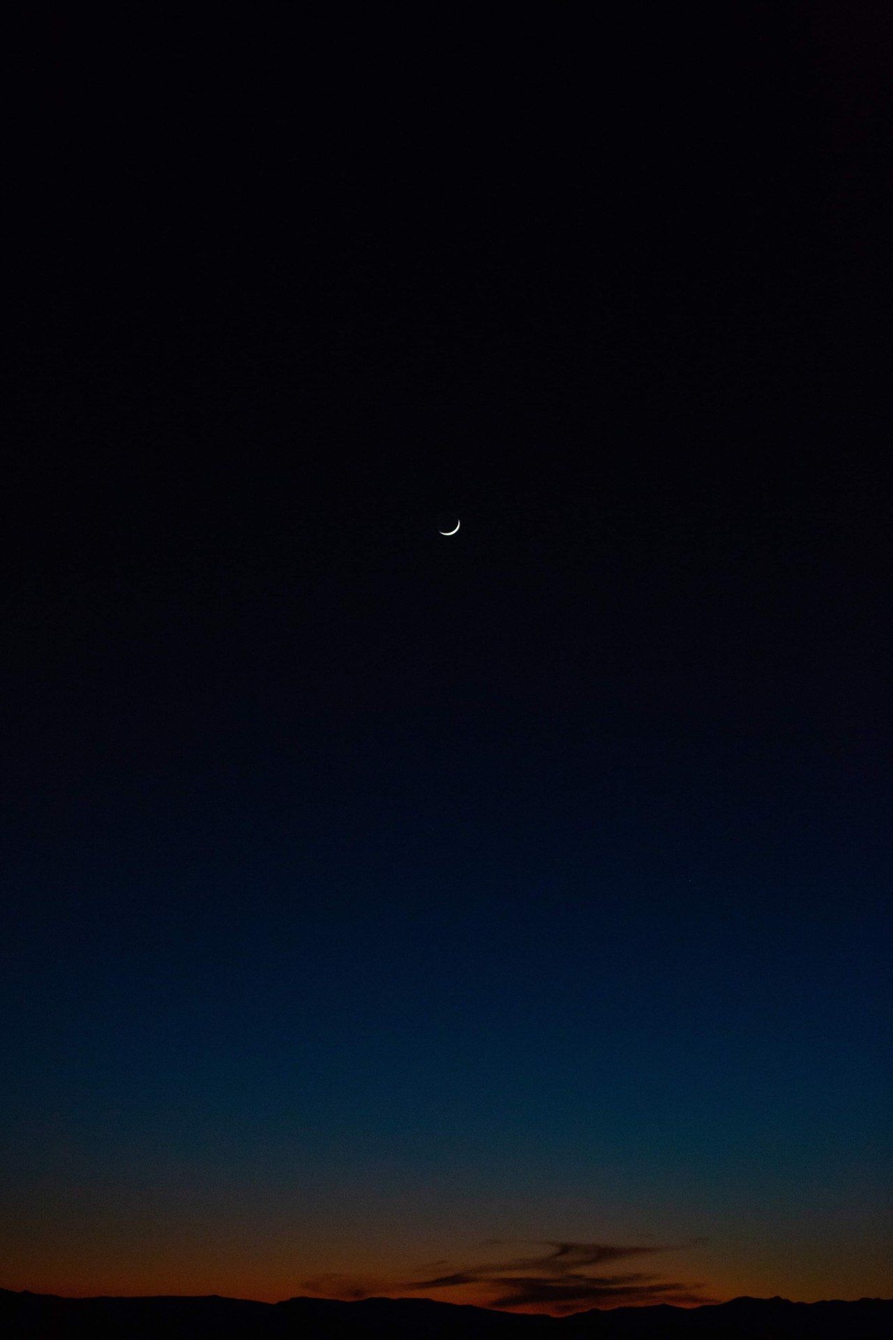Crescent Moon Nightscape - night wallpaper for OpersCraft