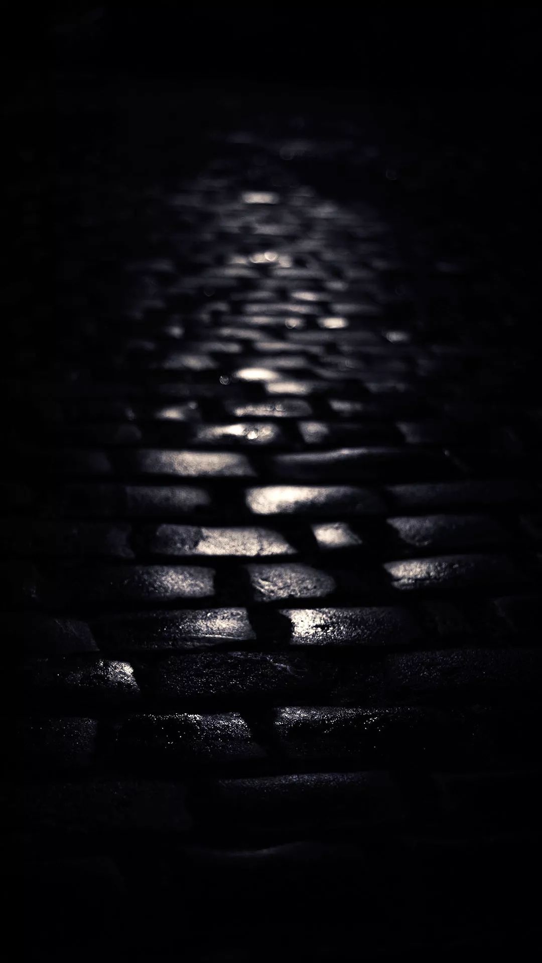 Dark Cobblestone Path - gothic wallpaper for OpersCraft