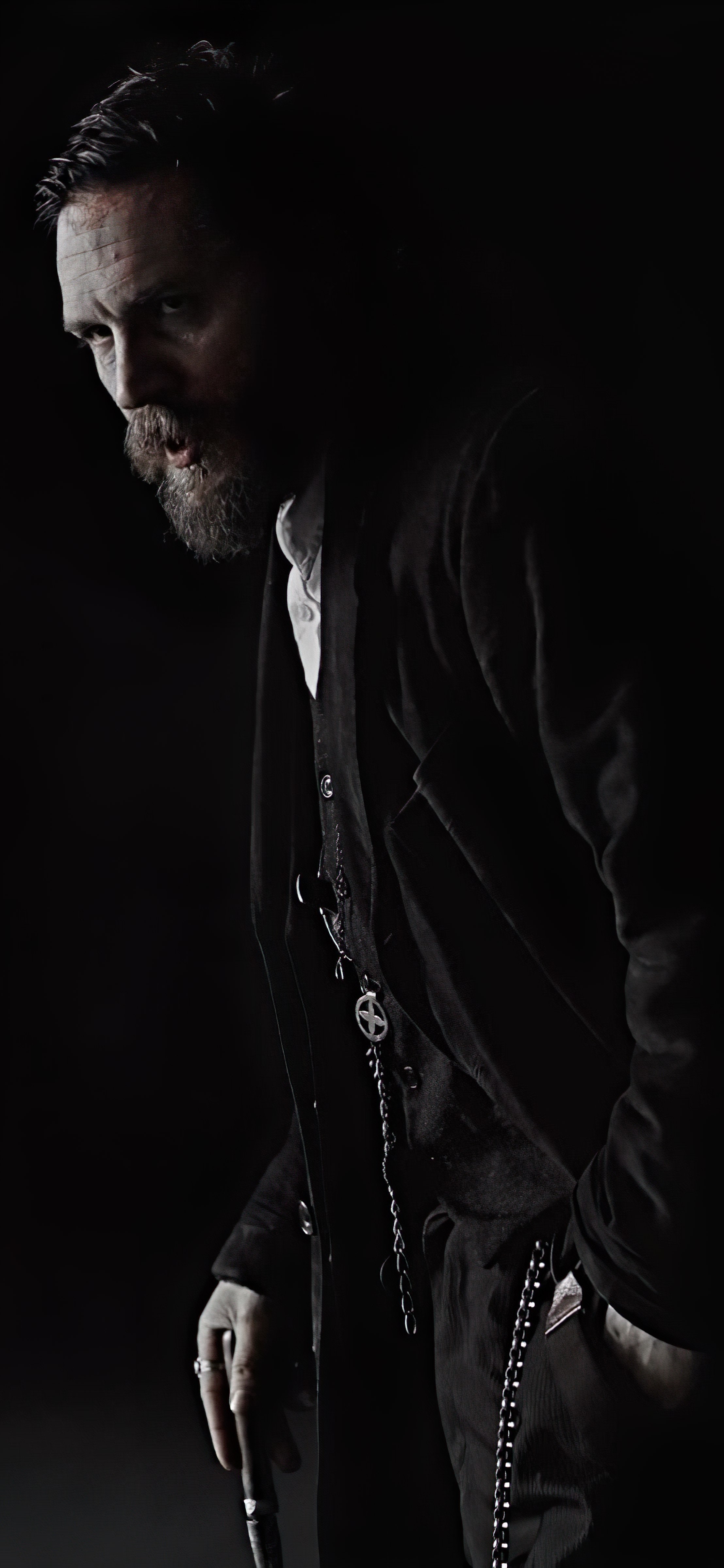 Dark Gentleman Portrait - gangster wallpaper for OpersCraft
