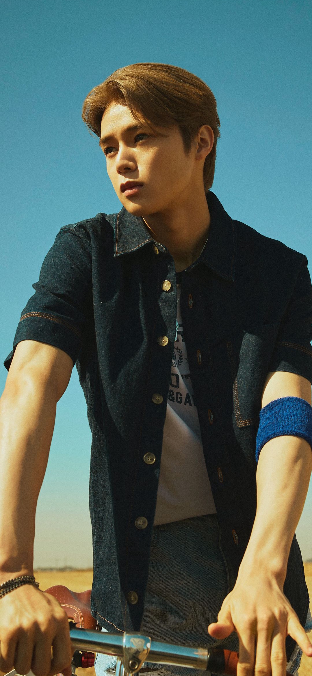 Denim Jacket and Sky - random wallpaper for OpersCraft