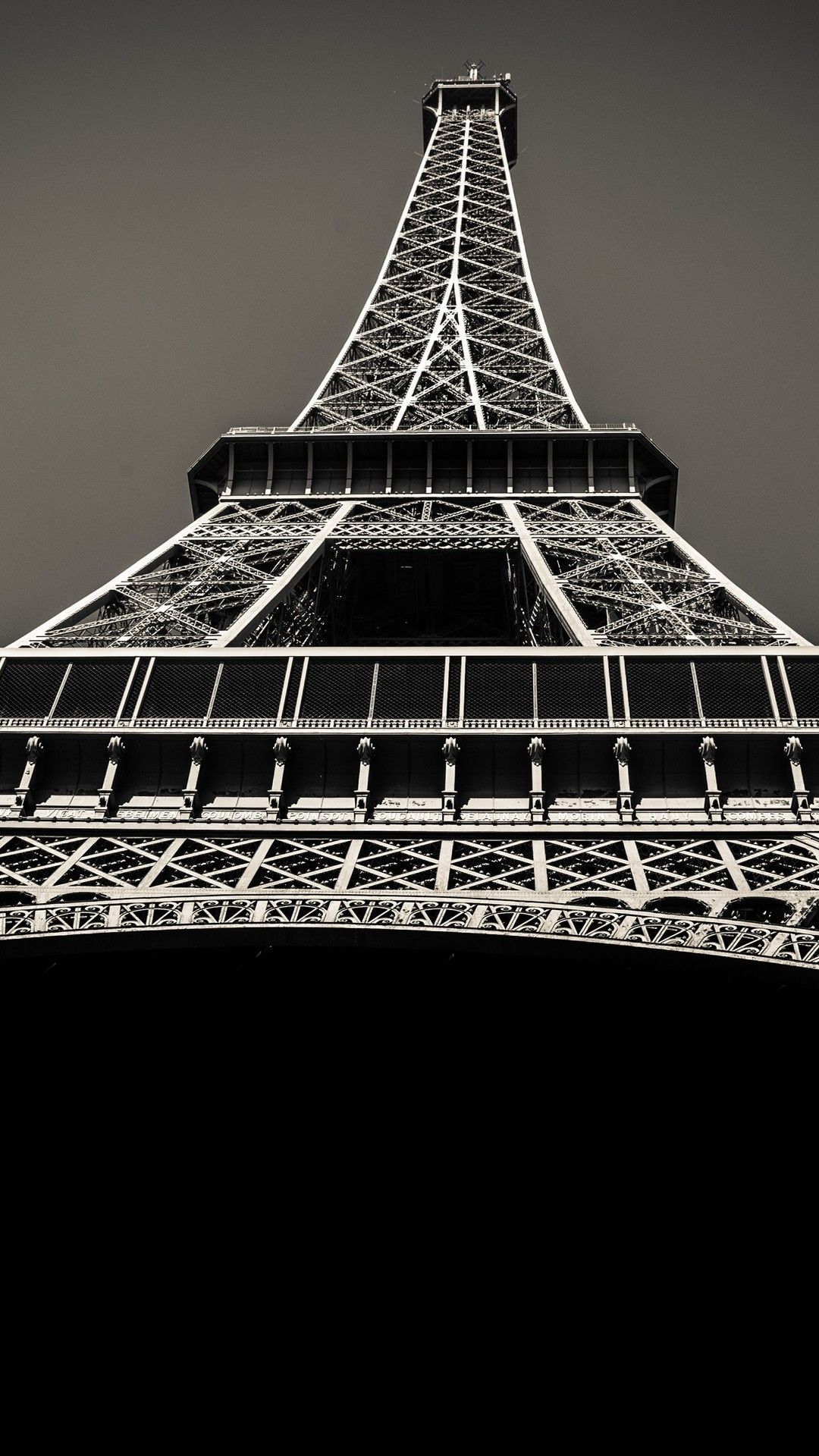 Eiffel Tower Monochrome View - landmark wallpaper for OpersCraft