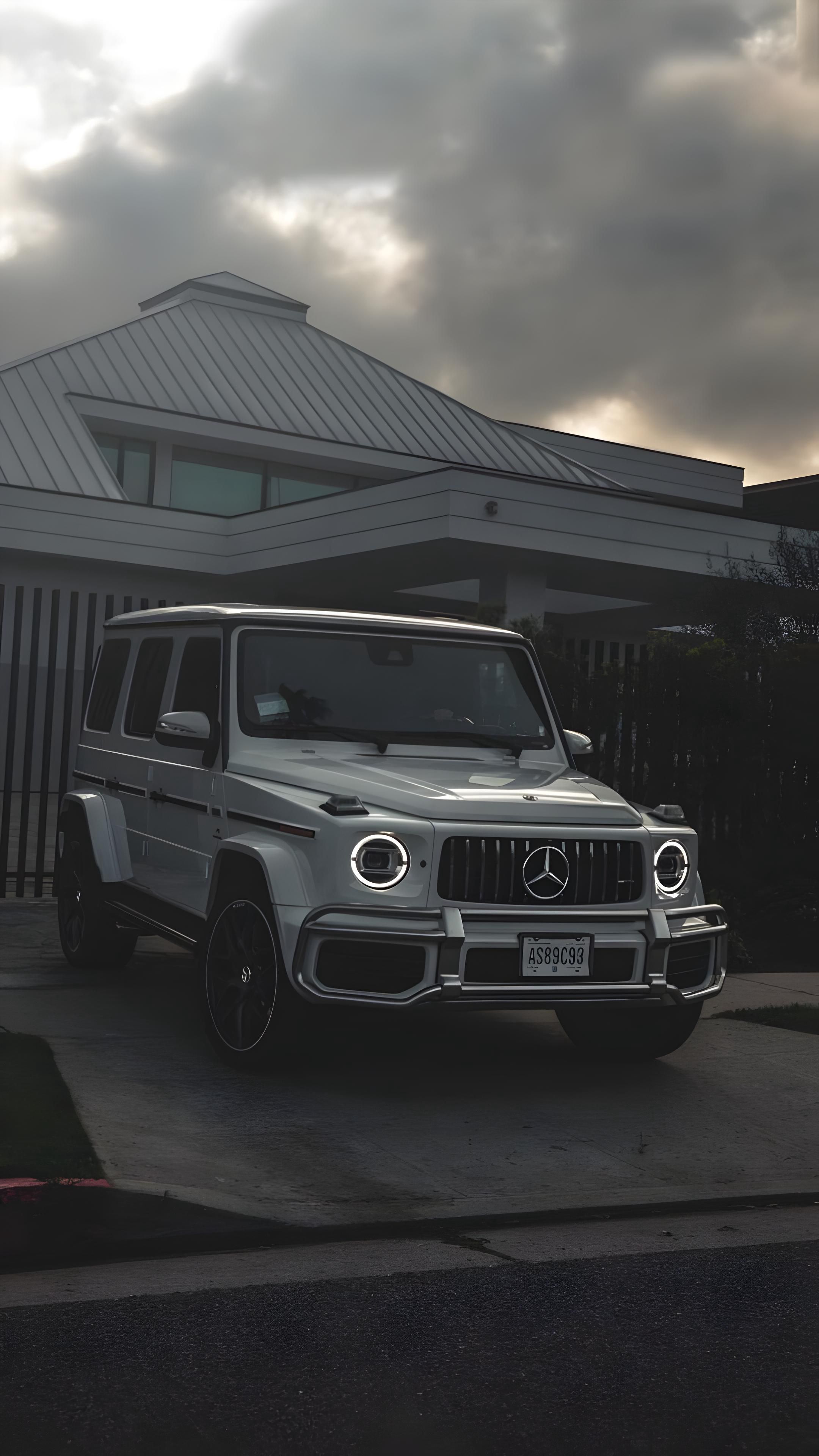 G-Wagon Luxury SUV - cars wallpaper for OpersCraft