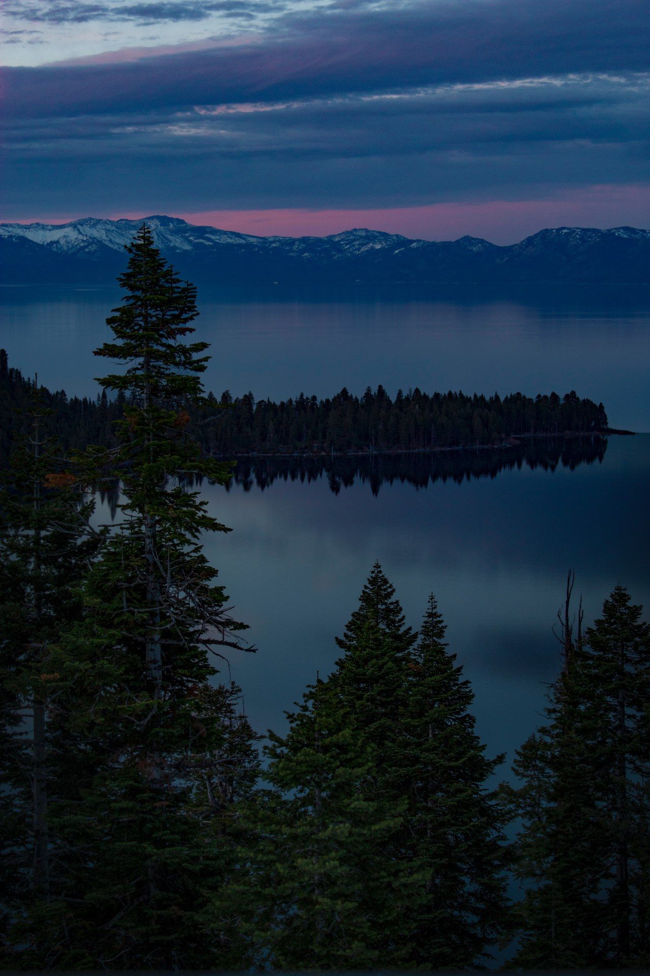 Lake Tahoe Dusk - landscape wallpaper for OpersCraft