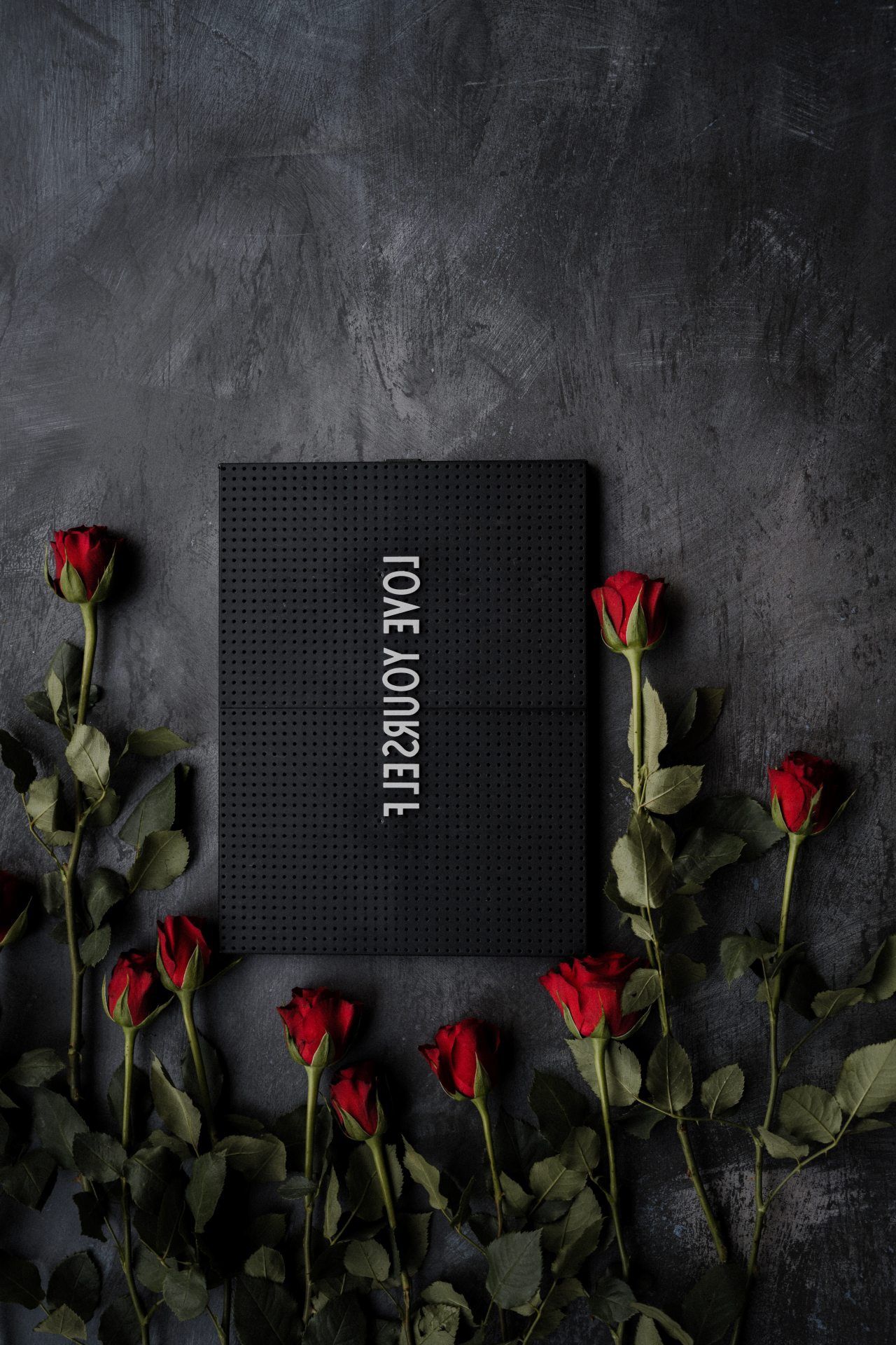 Love Yourself Roses - floral wallpaper for OpersCraft