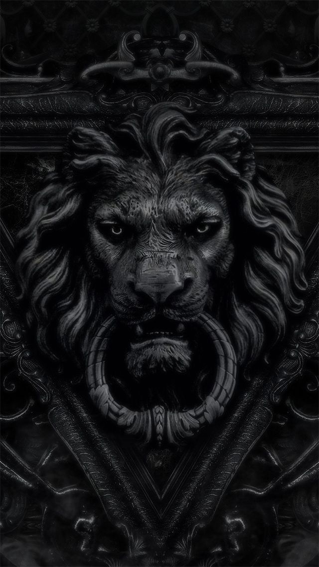 Monochrome Lion Door Knocker - lion wallpaper for OpersCraft