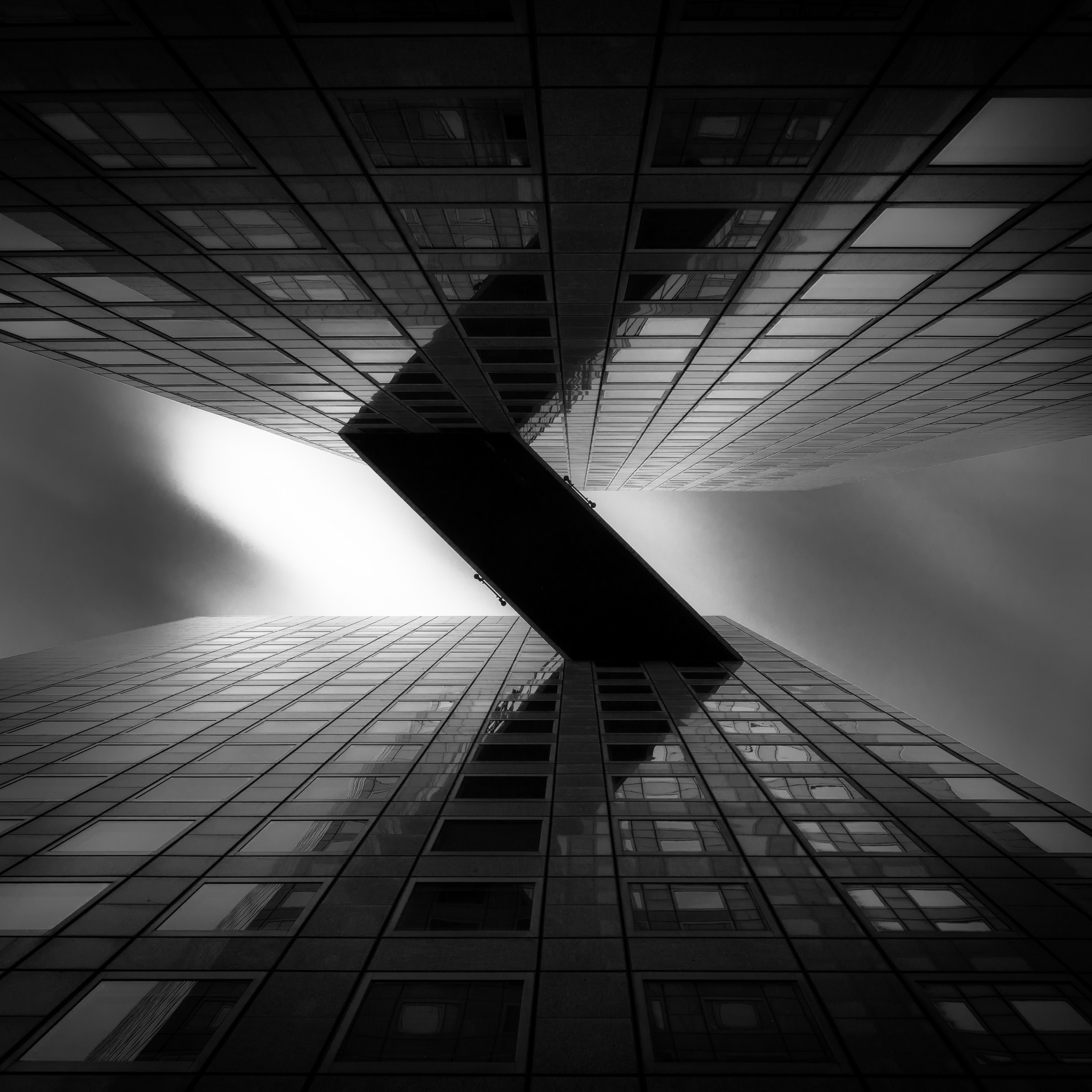 Monochrome Skyscraper Bridge - architecture wallpaper for OpersCraft