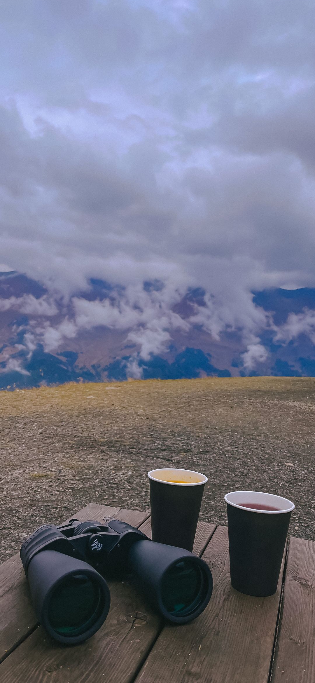 Mountain View Binoculars Coffee - nature wallpaper for OpersCraft