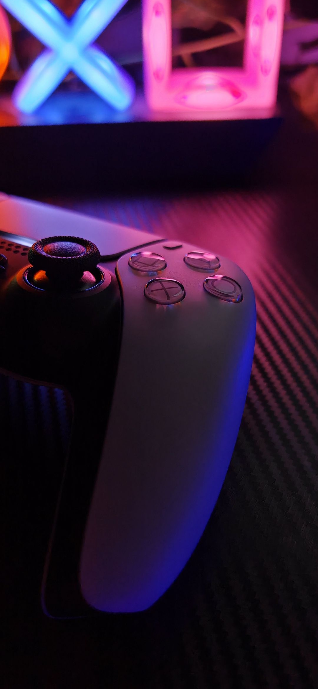 Neon Gaming Controller - gaming wallpaper for OpersCraft