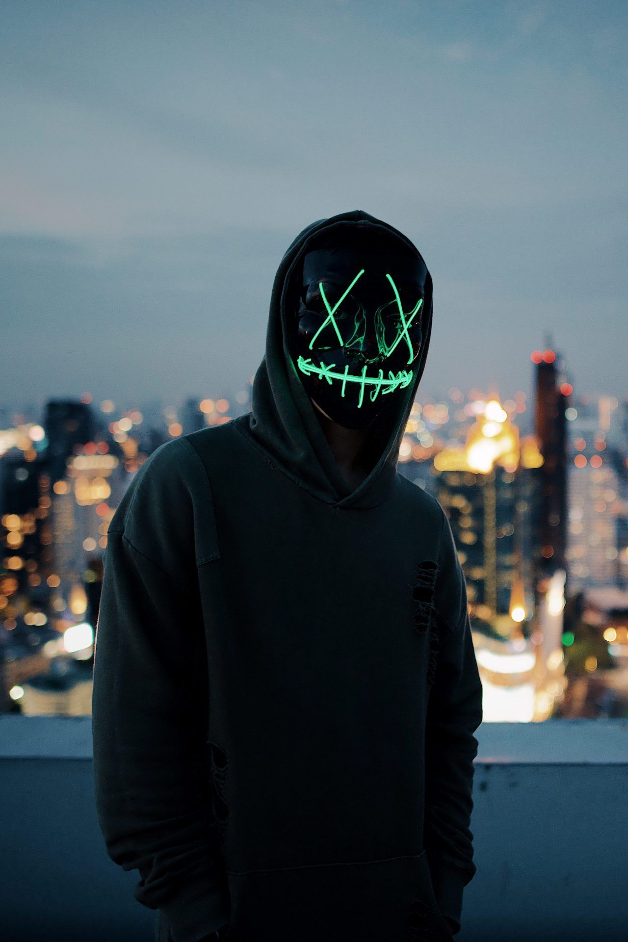 Neon Mask Cityscape - mask wallpaper for OpersCraft