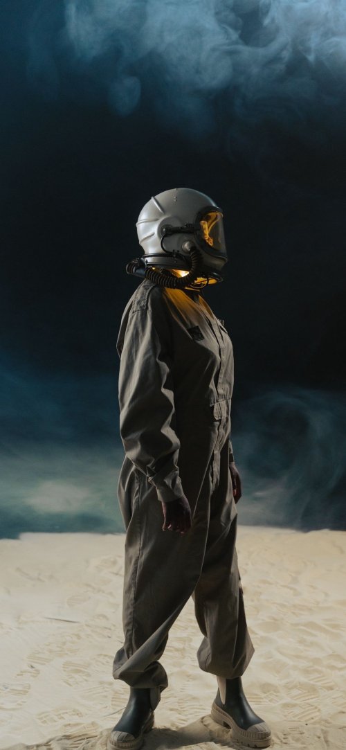 Astronaut in the Mist - Related OpersCraft wallpaper