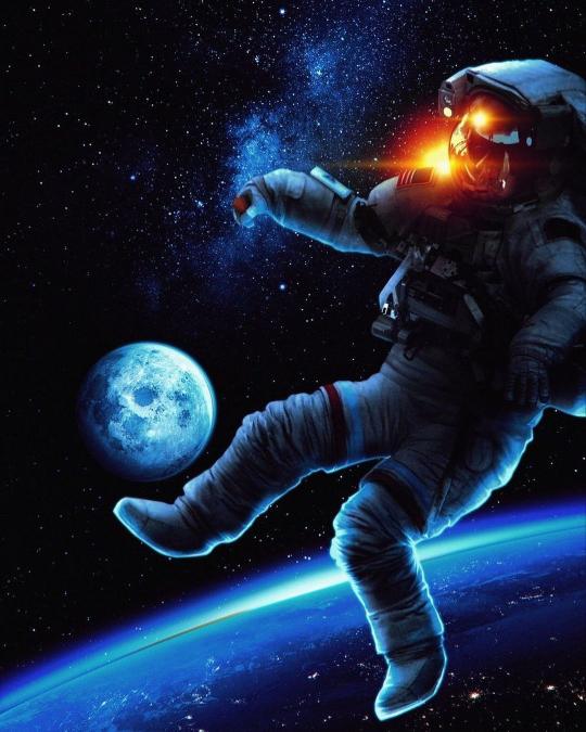 Astronaut Kicking Moon - Related OpersCraft wallpaper