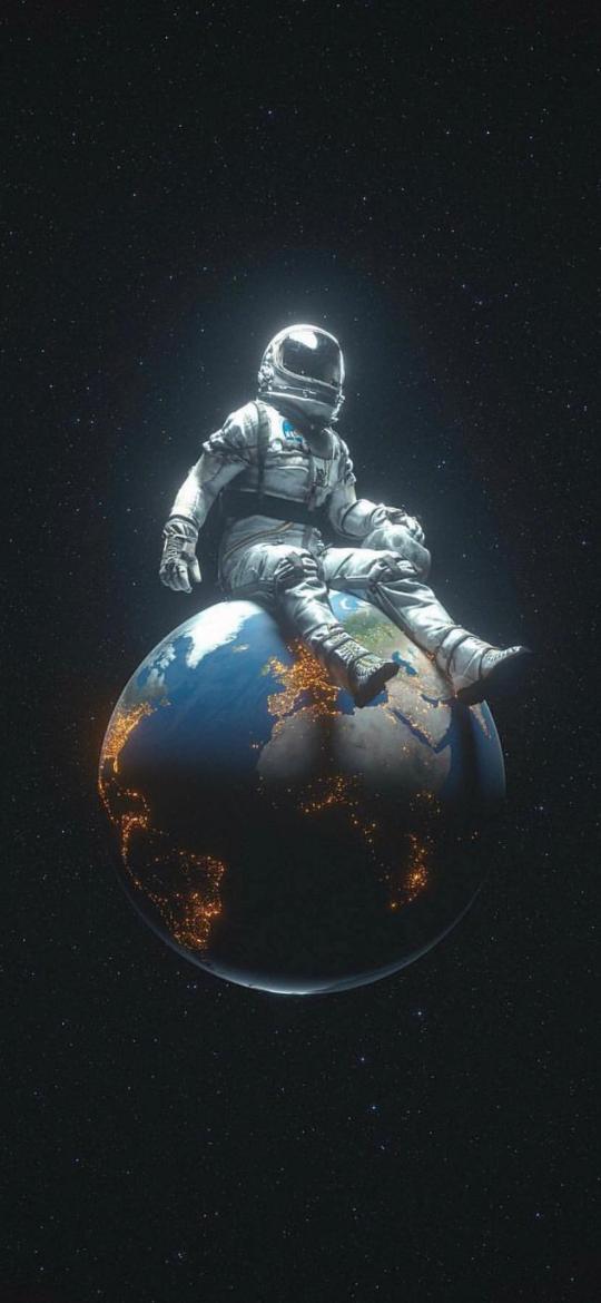Astronaut on Earth - astronaut Wallpaper