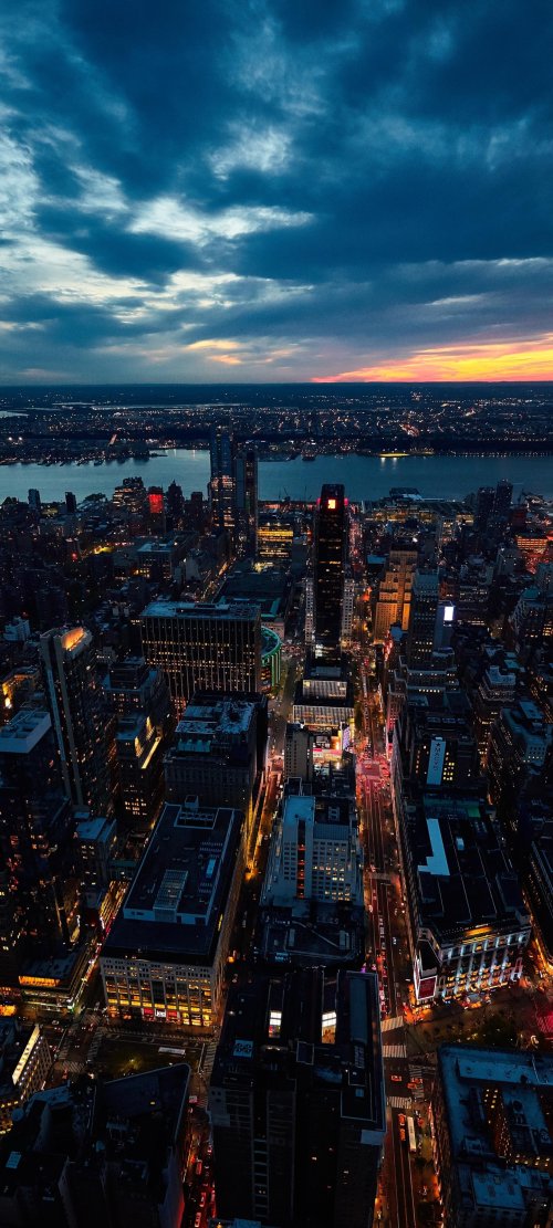 Cityscape at Twilight Hour - Related OpersCraft wallpaper