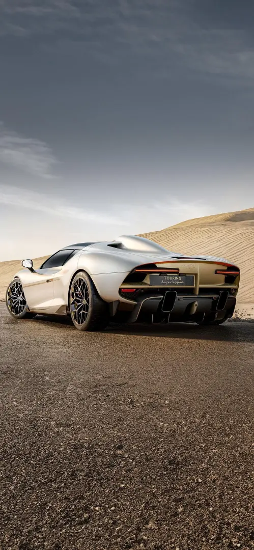 Desert Supercar Elegance