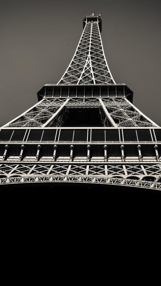 Eiffel Tower Monochrome View