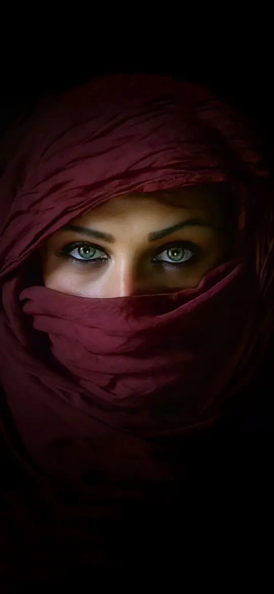 Emerald Eyes, Red Veil - Related OpersCraft wallpaper