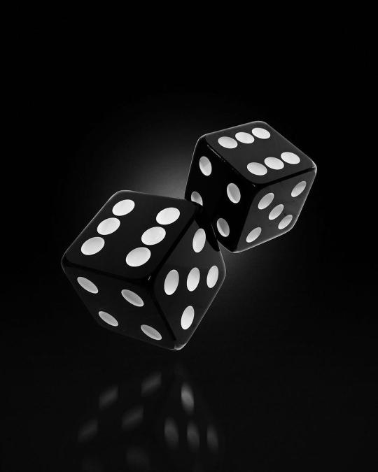 Floating Black Dice - Related OpersCraft wallpaper