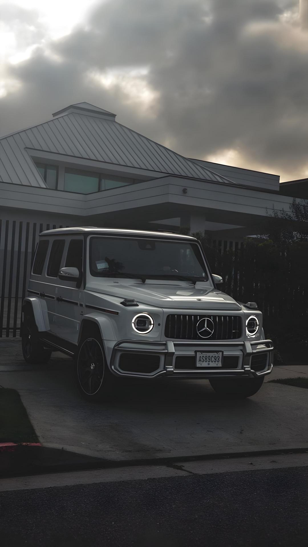 G-Wagon Luxury SUV - Related OpersCraft wallpaper