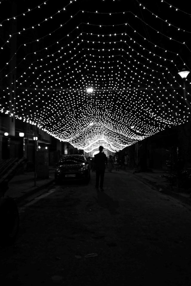Illuminated Street at Night - Related OpersCraft wallpaper