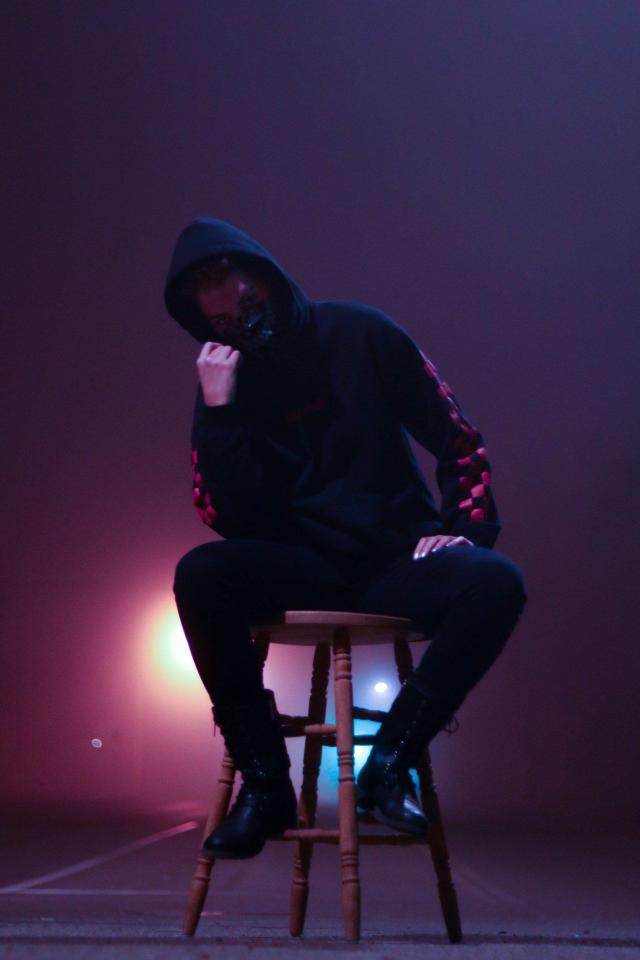Masked Figure on Stool - Related OpersCraft wallpaper