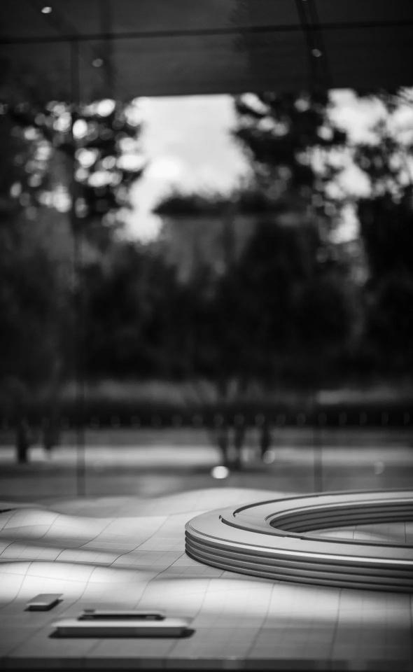 Monochrome Architectural Detail - Related OpersCraft wallpaper