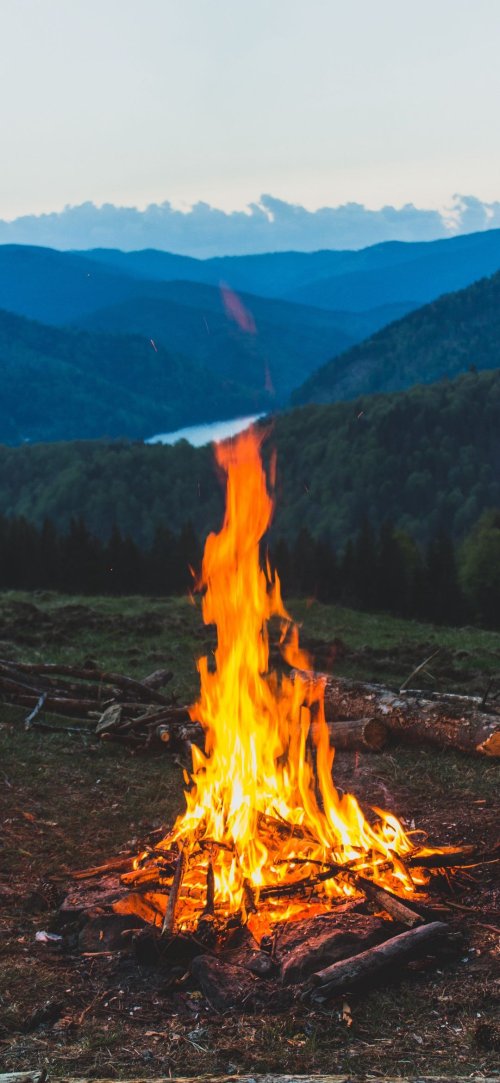 Mountain Campfire Landscape - random Wallpaper