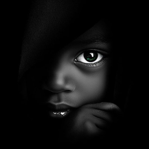 Mysterious Child Portrait - Related OpersCraft wallpaper