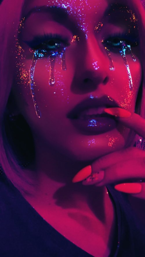 Neon Glitter Tears