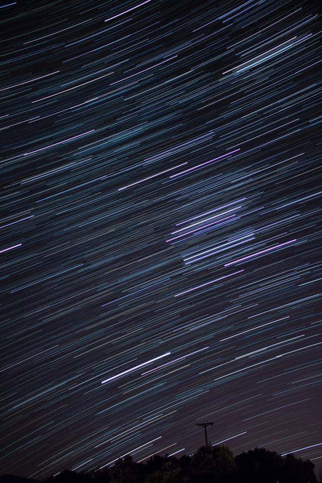 Streaking Star Trails - Related OpersCraft wallpaper