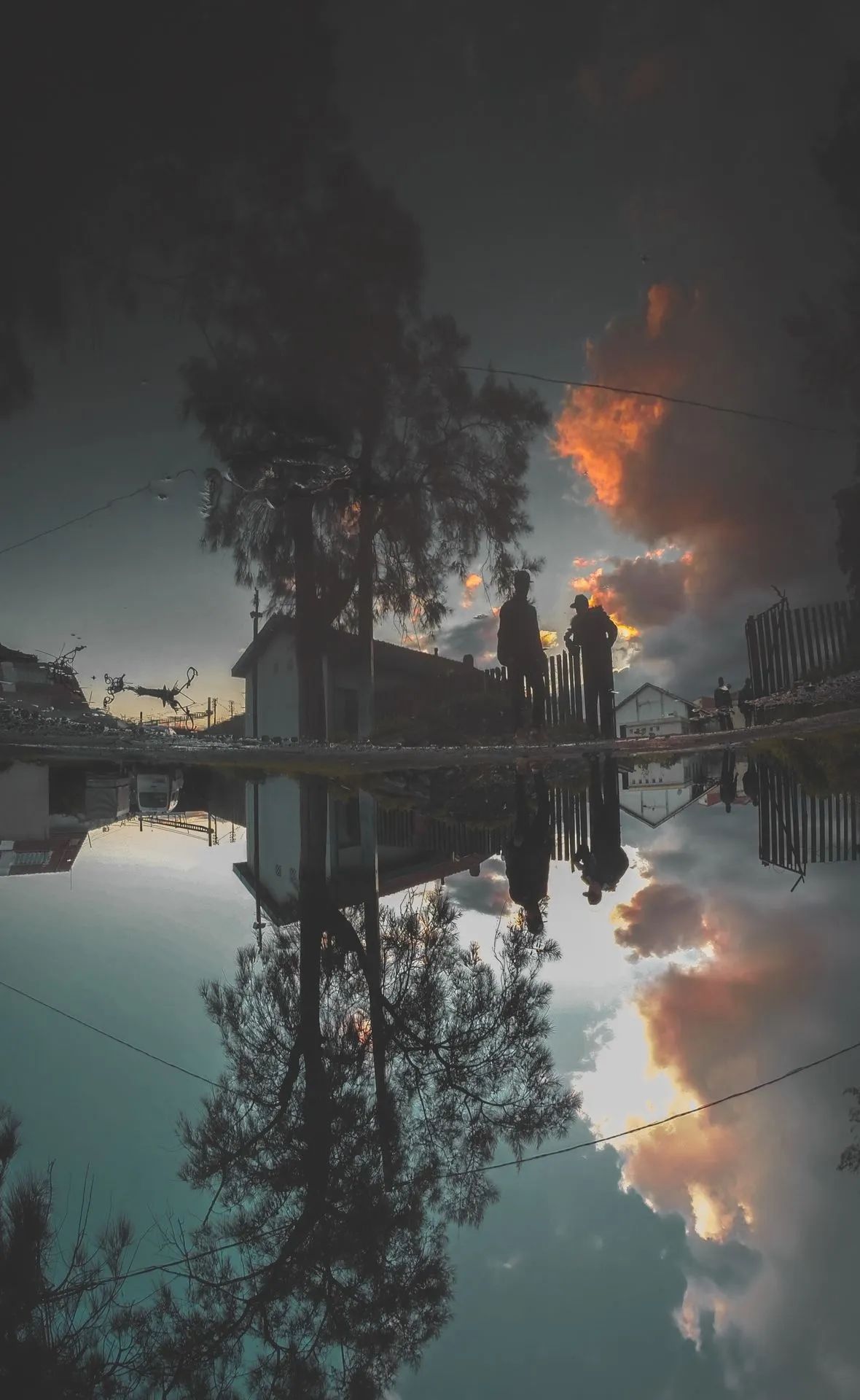 Reflected Sunset Conversation - random wallpaper for OpersCraft