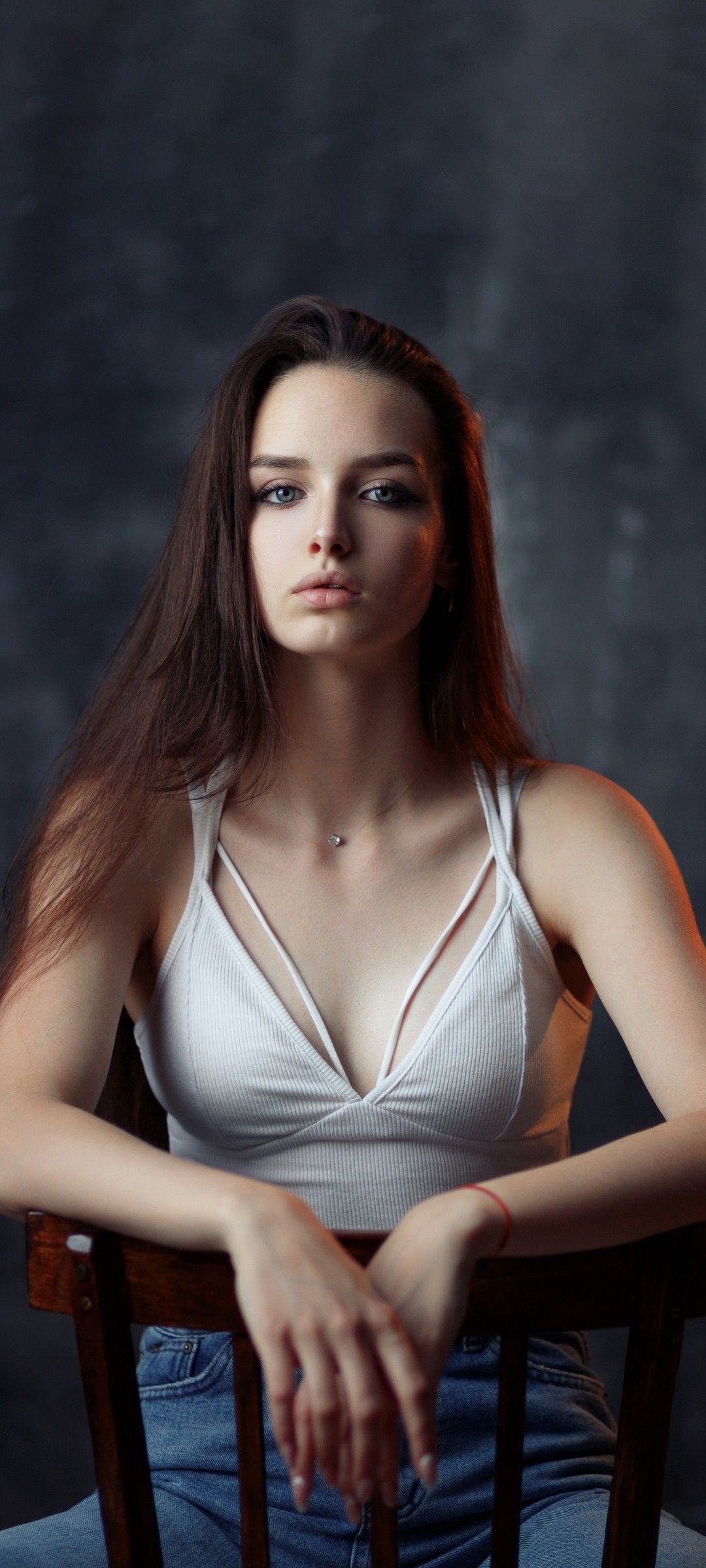Serene Portrait in White - girl wallpaper for OpersCraft