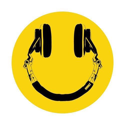 Smiley Headphone Face - abstract wallpaper for OpersCraft