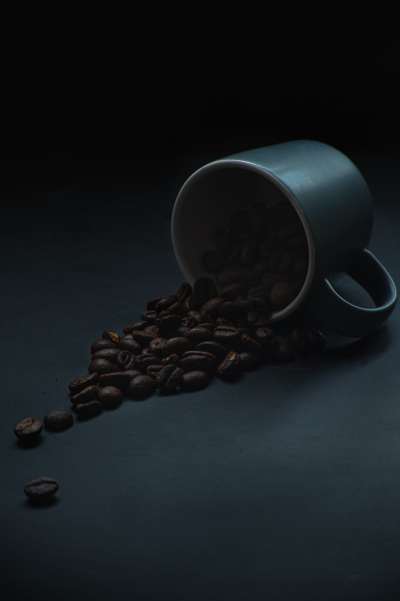 Spilled Coffee Beans Still - coffee wallpaper for OpersCraft