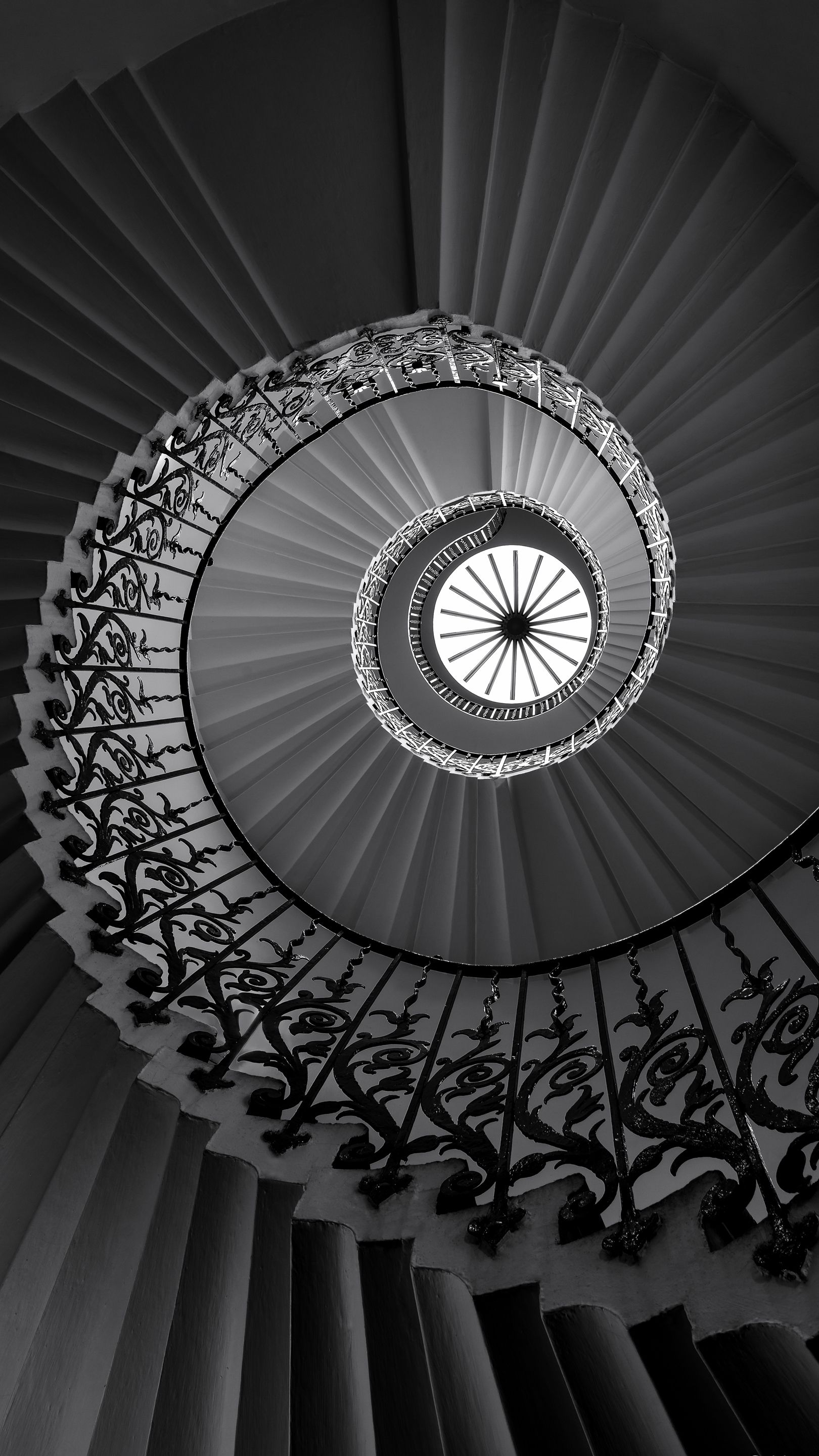 Spiral Staircase Black and White - architecture wallpaper for OpersCraft