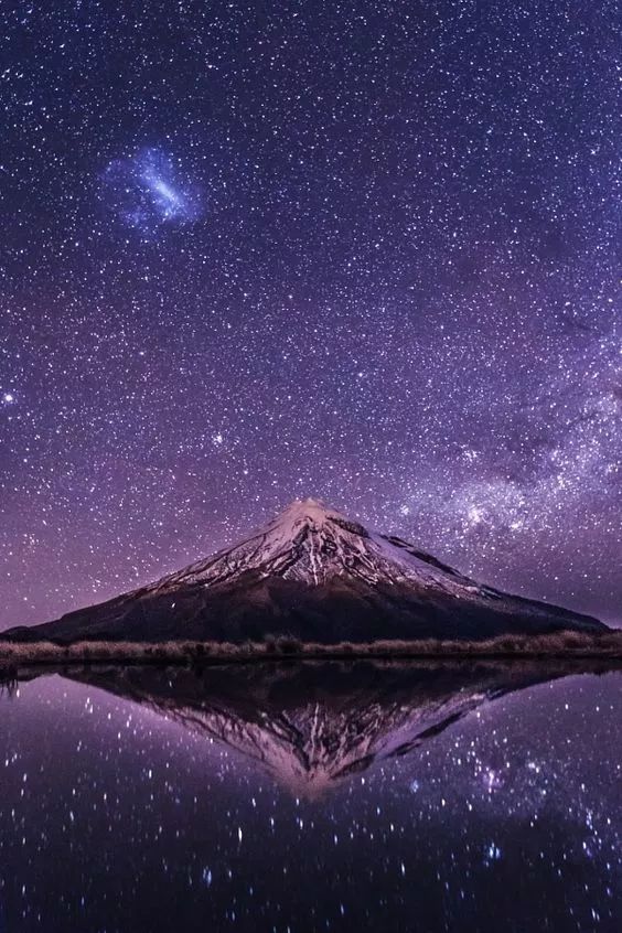 Starlit Mountain Reflection - landscape wallpaper for OpersCraft