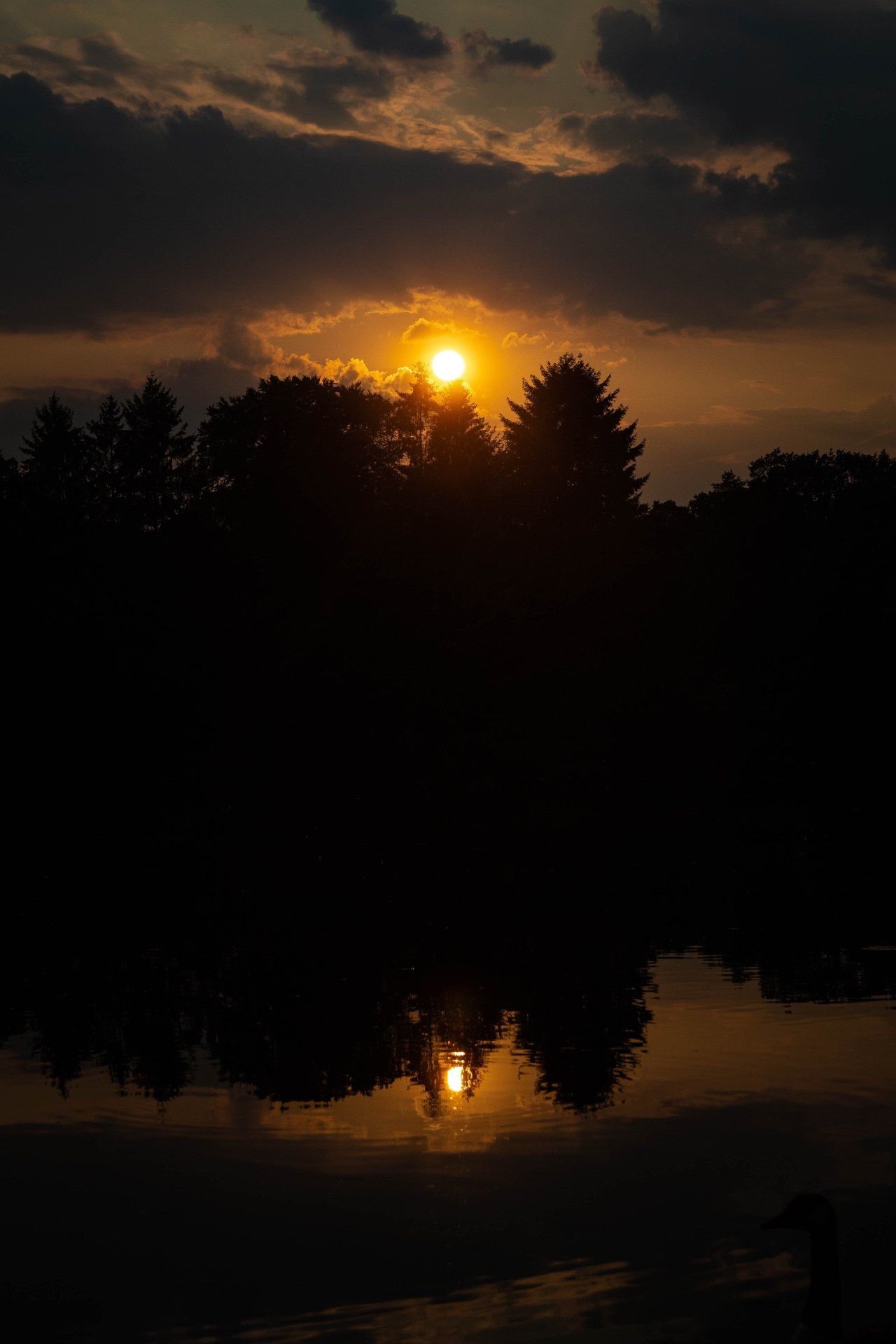 Sunset Over Dark Water - sunset wallpaper for OpersCraft