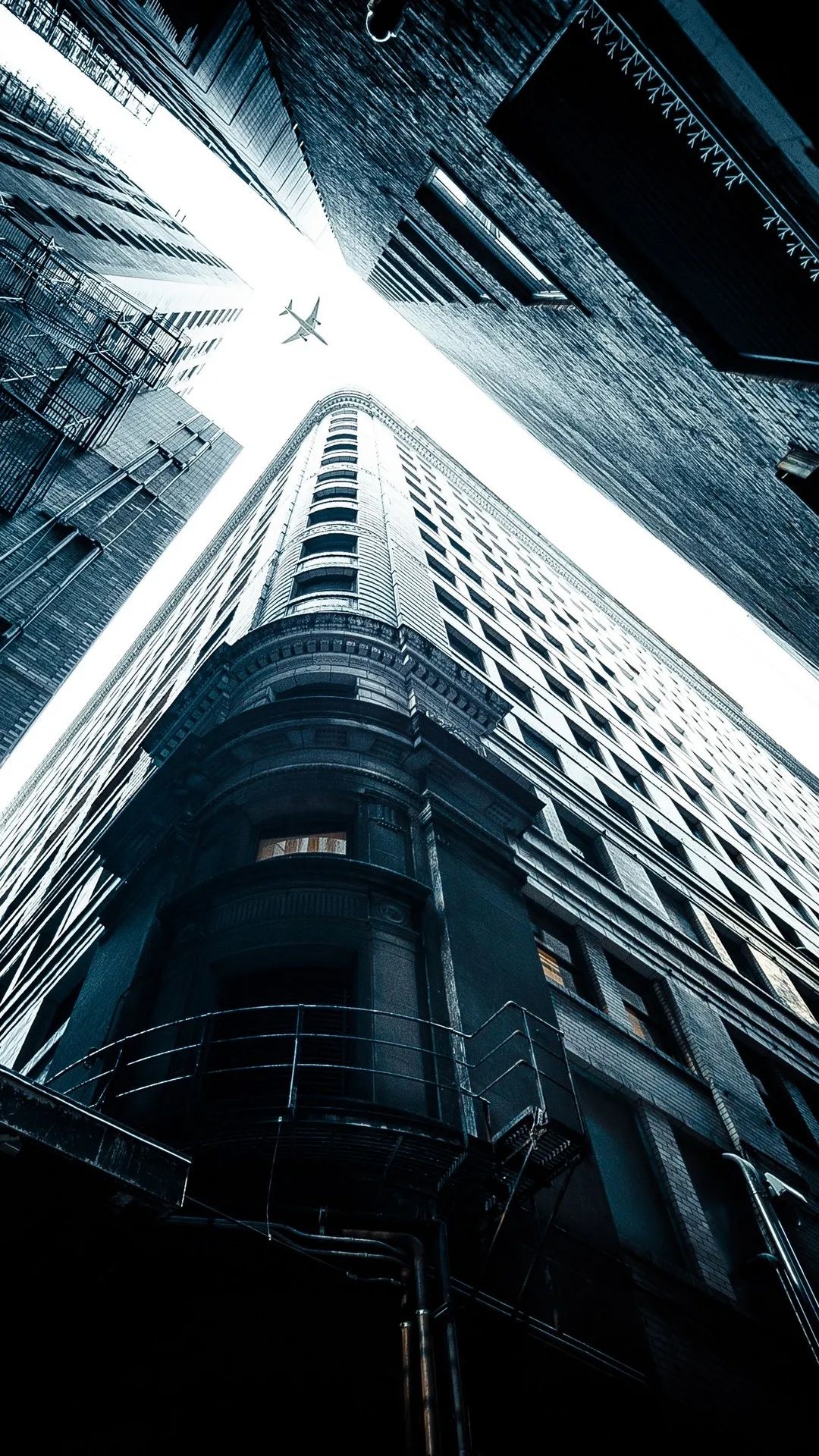 Urban Flight Above Buildings - city wallpaper for OpersCraft