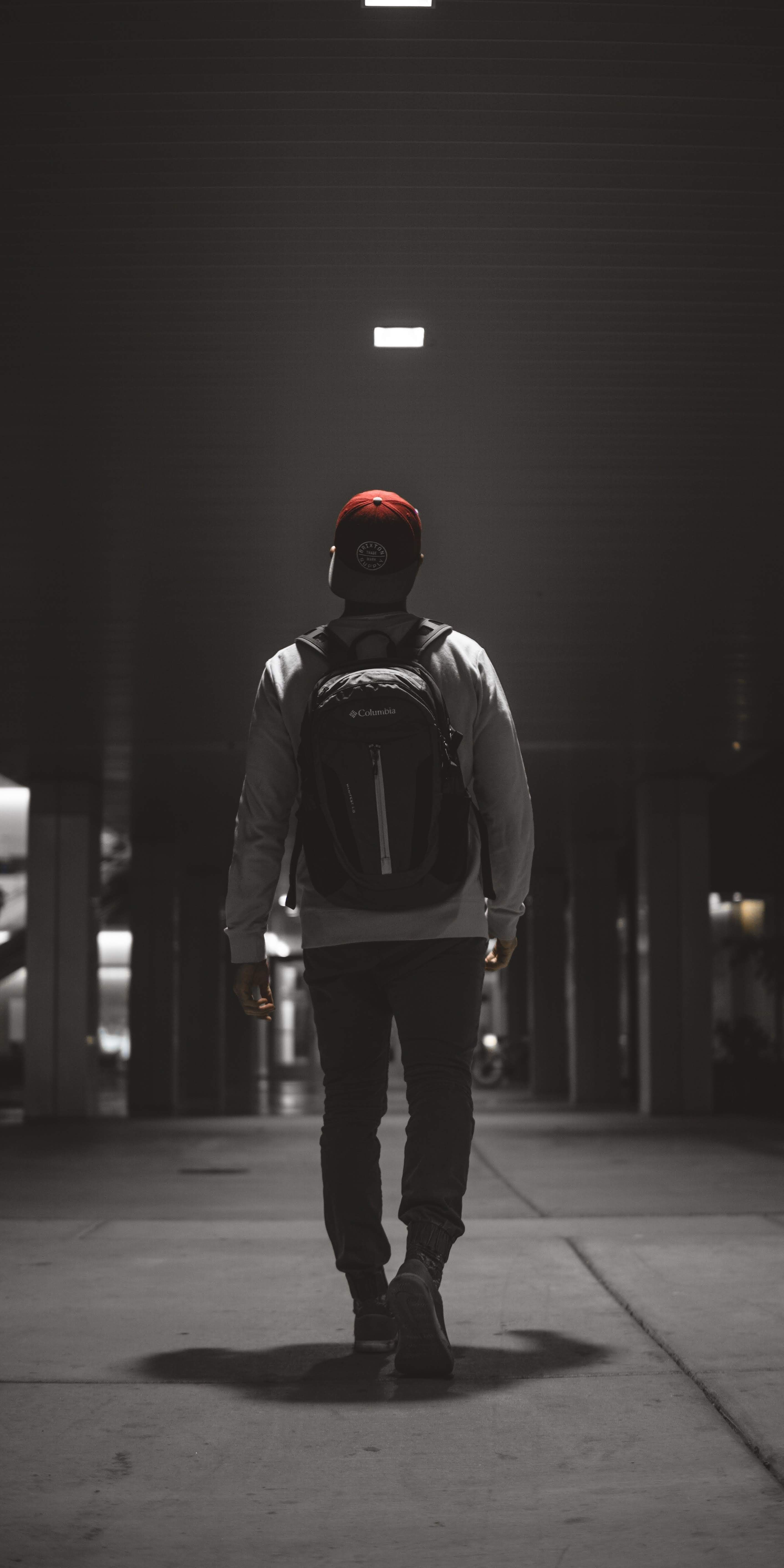 Urban Night Walker - urban wallpaper for OpersCraft