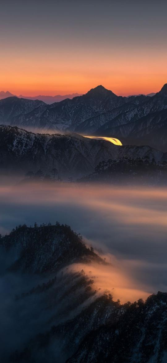 Misty Mountain Sunrise Glow - Related OpersCraft wallpaper