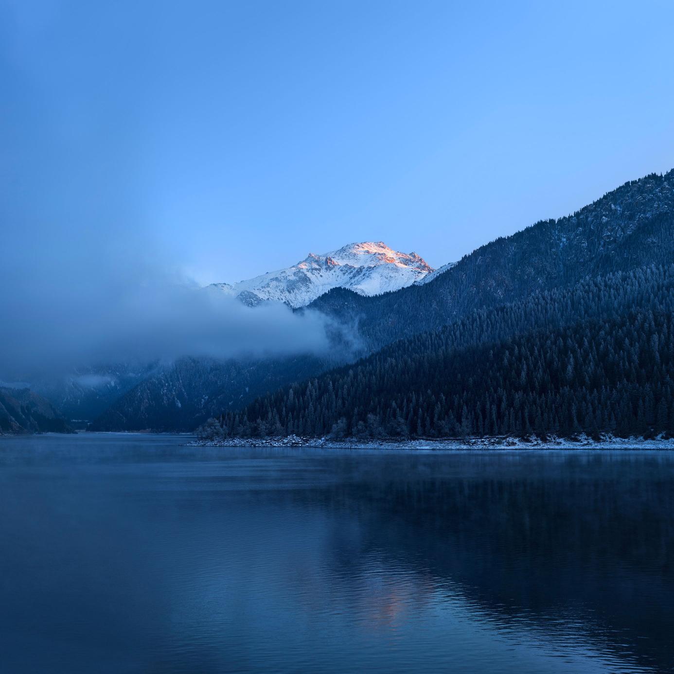 Snowy Mountain Lake Sunrise - Related OpersCraft wallpaper